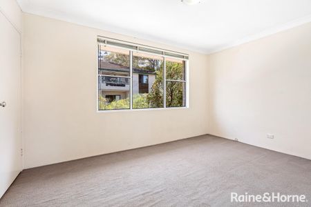 Spacious Two-Bedroom Townhouse in a Convenient Location - Photo 2