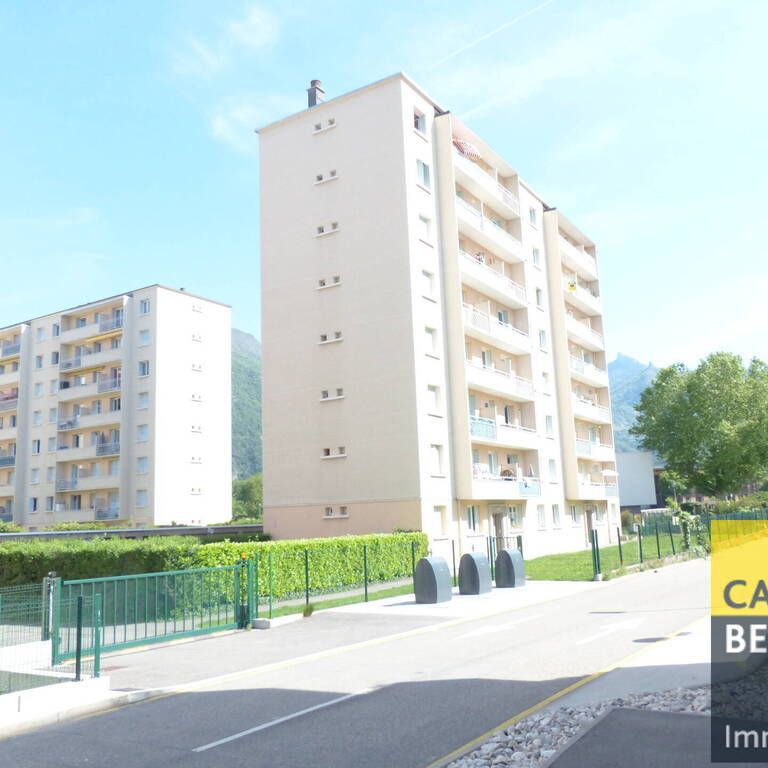 Location Appartement 3 pièces 52m² ST EGREVE 38120 - Photo 1