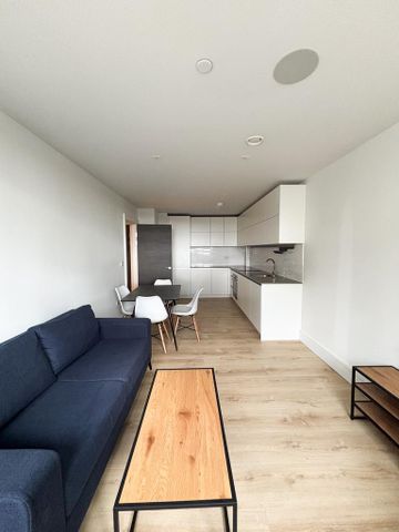 2 bedroom apartment to rent - Photo 4