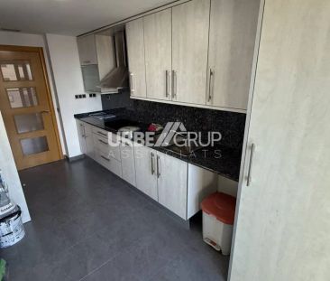 Piso de alquiler en Calle Berga, Can Roca - Photo 4