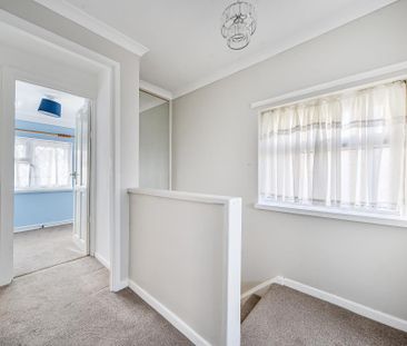 3 bedroom semi-detached house to rent - Photo 3