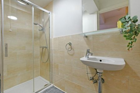 Student Apartment 1 bedroom, Broomhall, Sheffield - Photo 2