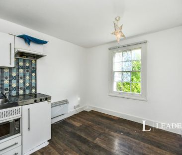 Studio to rent - Photo 6