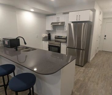 Metro 1827 — Furnished 2nd floor 1 bed with W/D - Photo 1