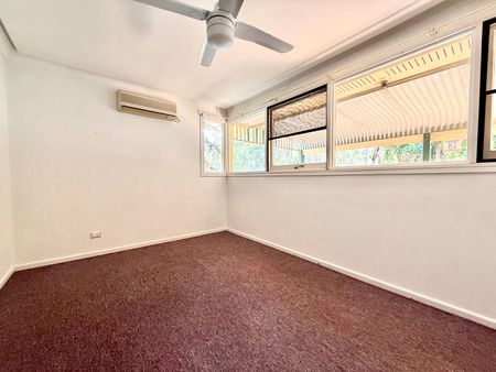 23 Scobie Crescent - Photo 2