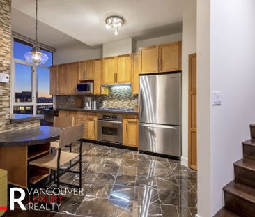 Penthouse in Downtown Vancouver, BC - Photo 6