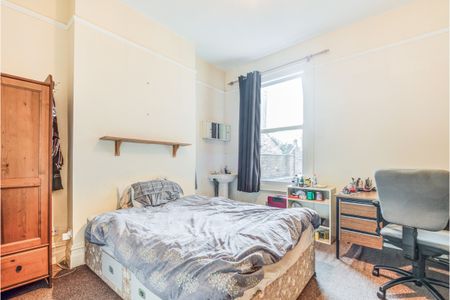 6 bedroom property to rent Forfield Place, Leamington Spa, CV31 - Photo 2