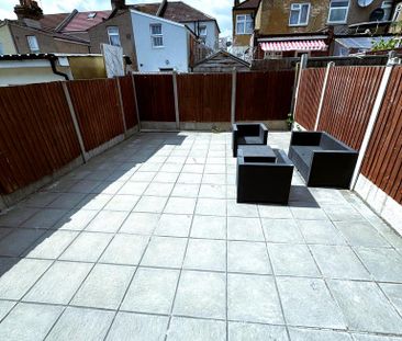 Studio to rent - Photo 6