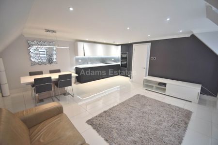 Price £1,700 pcm - Available Now - Furnished - Photo 2