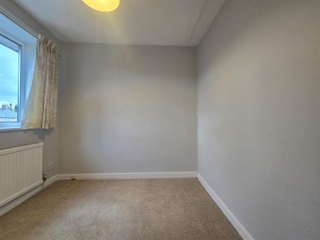 Bursdon Close, LE3, Leicester - Photo 2