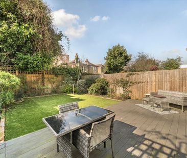 Esmond Road, W4 1JE, London - Photo 1