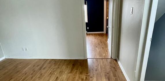 DUPLEX, SECTEUR PAISIBLE, PROCHE DE TOUT - Photo 2