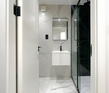 Selby Road, London, SE20 - Photo 2