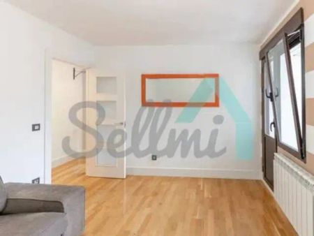 Piso en alquiler en Tenderina-Mercadín-Fozaneldi - Photo 2