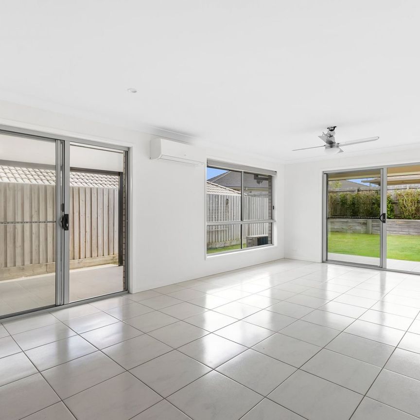 Generously Sized 4-Bedroom Family Home in a Sought-After Ormeau Location! - Photo 1