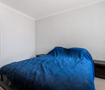 Low-Maintenance 3-Bedroom Villa in Convenient Location - Photo 4