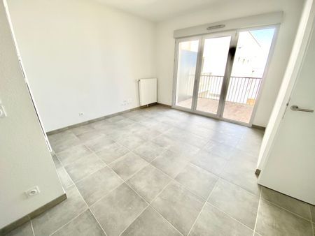 Location Appartement 2 pièces 41m² TOULOUSE 31400 - Photo 5