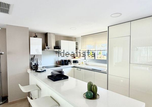 Alquiler de casa o chalet independiente en Calle Albaricoquero, 422