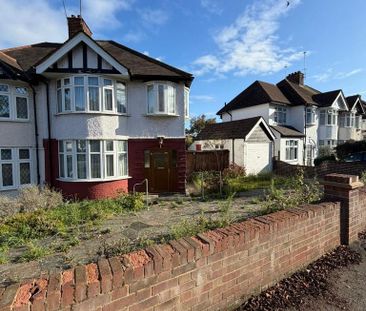 3 bedroom semi-detached house to rent - Photo 6