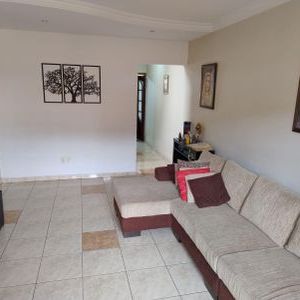 Casa para alugar com 280m², 4 quartos e 5 vagas - Foto 1