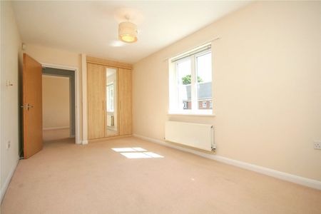 Wade Court, - Photo 5