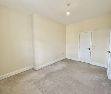 9 Esplanade Gardens, YO11 2AW, Scarborough - Photo 6