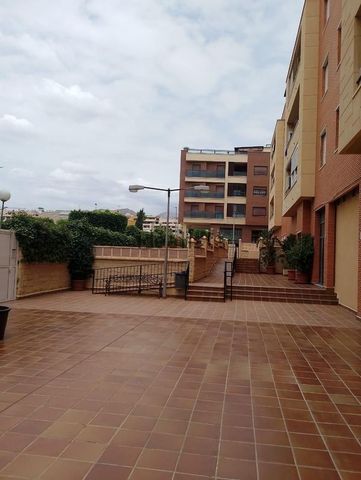 Alquiler de piso en Calle de Don Juan de Aústria, 180 - Foto 3