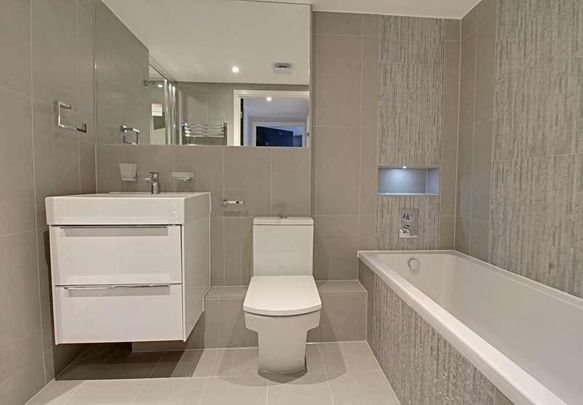 Liston House, Cromwell Gardens, Marlow, SL7 - Photo 1