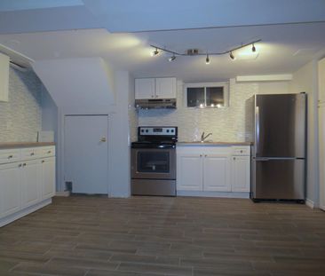 For Lease - 54 Tulloch Drive, Ajax, Ontario - Photo 3