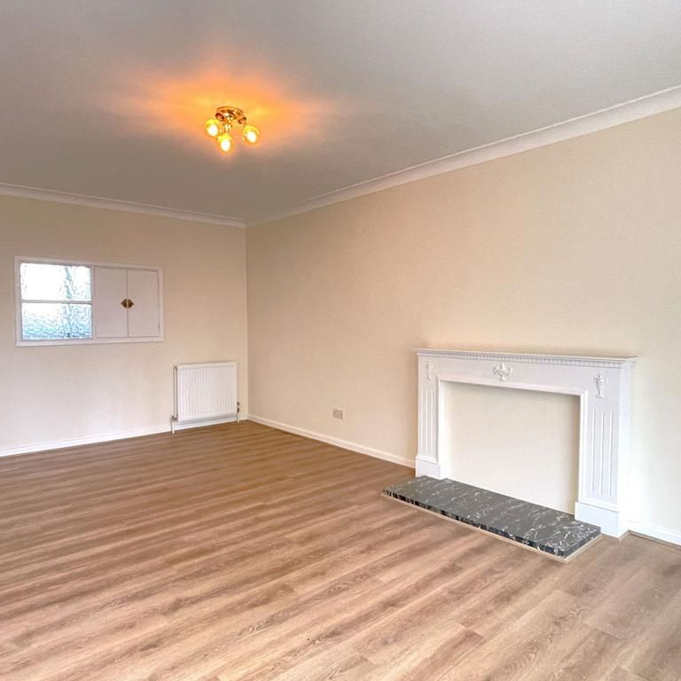 3 bedroom end of terrace house to rent - Photo 1