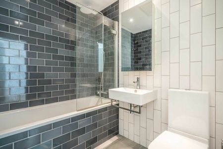 Schooner Road, Schooner Road, E16 - Photo 2