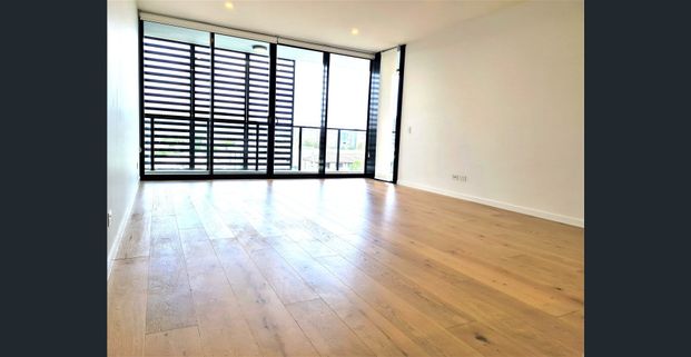 1 Bedroom Apartment - 100m from the Beach - Photo 1