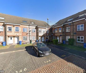 1 Bed Flat, Burnham Close, SE1 - Photo 2