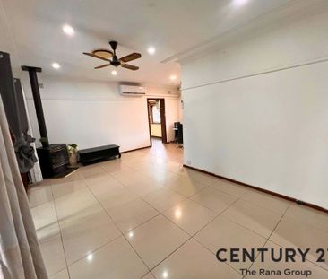 Spacious 4 Bedroom Family Home in Convenient Location - Photo 1