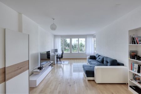 2.5 Zimmer, 79 m², 1. Stock - Foto 4