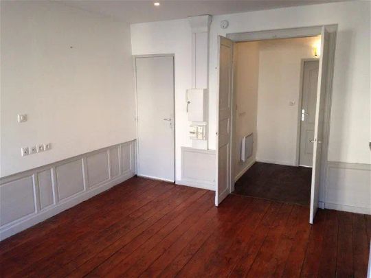 Location appartement 1 pièce - 26.36m² à Saint-omer (62500) - Photo 1