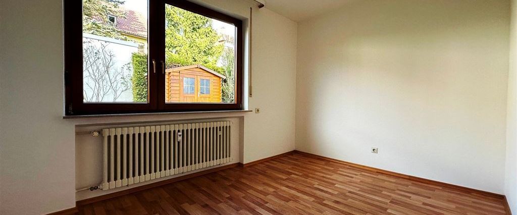 VERMIETUNG! Großzügige 3,5-Zimmer-Mietwohnung samt Einbauküche, in ruhiger Wohnlage von VS-Schwenningen, Wohngebiet Sauerwasen - Photo 1