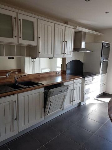 SAINT ANDRE LES VERGERS – Appartement de Standing T5 - Photo 5