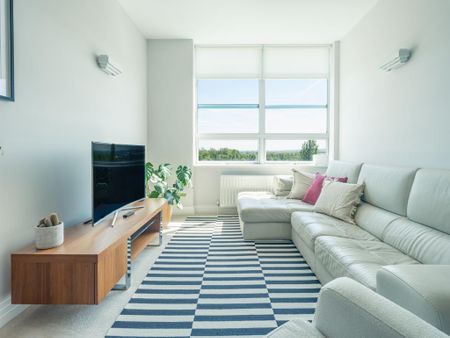 2 bedroom apartment to rent - Photo 2