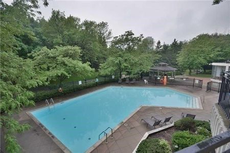 For Lease - 8 Lisa Street Unit# 501, Brampton, Ontario - Photo 4