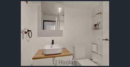 Convenient and Low Maintenance Living - Photo 2