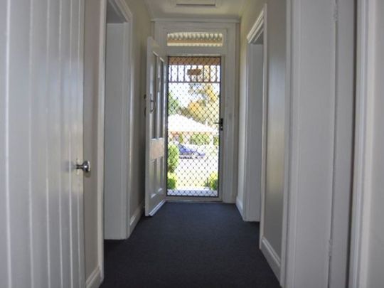 Well Presented 3 Bedroom in Convenient Location - Photo 1