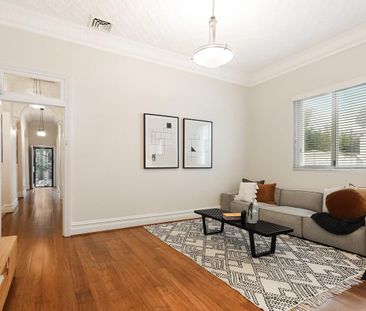 Three-bedroom home in great location - Photo 1