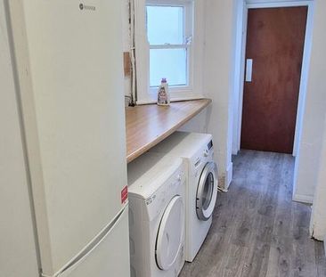 House share to rent - Photo 6