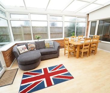 6 bedroom house to rent - Photo 1