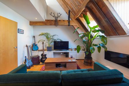 The Granary, Queen Charlotte Street, BS1 4HQ - Photo 5