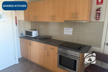 STUDIO ROOM FOR LEASE – 'FURNISHED & UTILITIES/WIFI INCLUDED’ - Photo 2