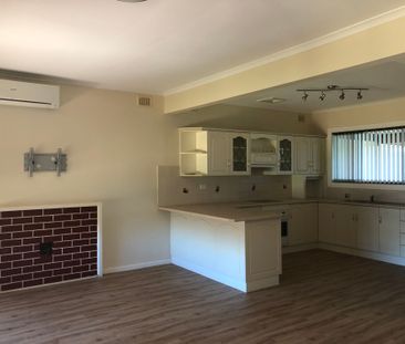 To register & apply for this property, please use this link: https:... - Photo 2