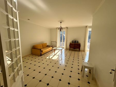 Appartement 3 pièces 75.49m2 ascenceur Meublé à l’année - Photo 2