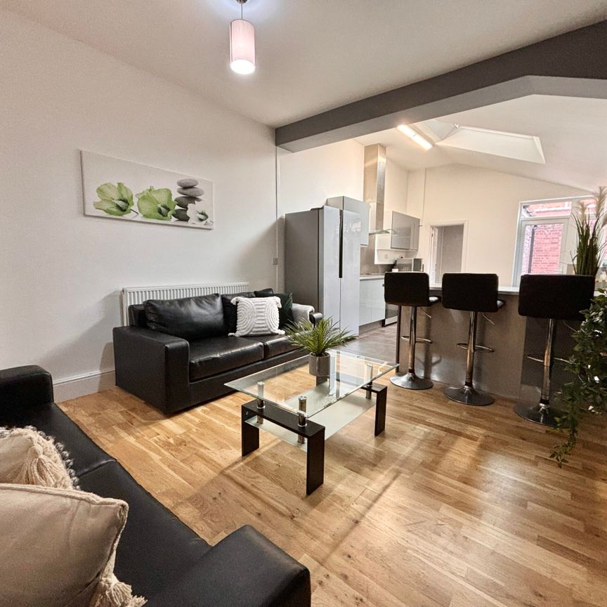 5 Bedrooms, 87 Gulson Road – Student Accommodation Coventry - Photo 1